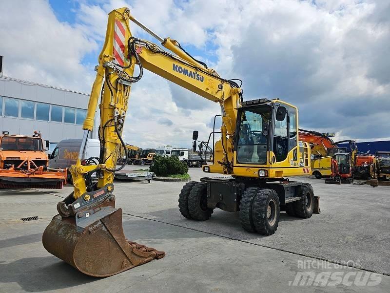 Komatsu PW 148-8 Ekskavatori uz riteņiem