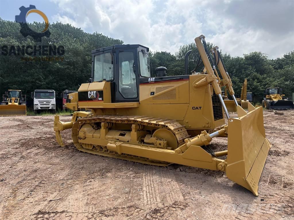 CAT D6G Kāpurķēžu buldozeri