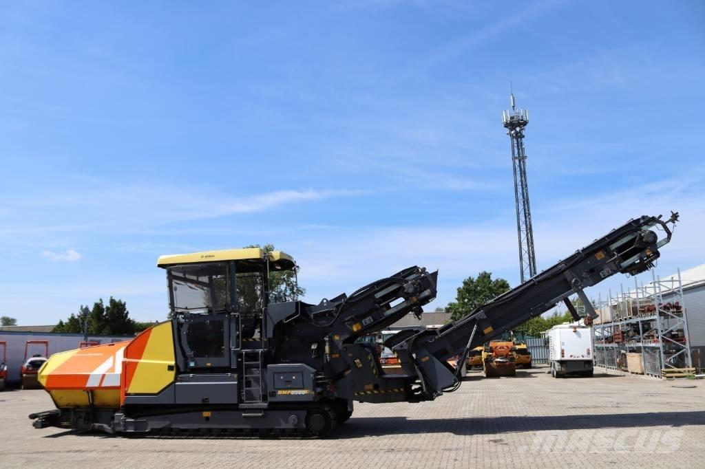 Bomag BMF 2500 S Asfalta klājēji