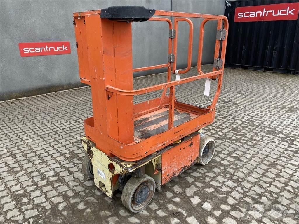 JLG 1230ES Vertikālie pacēlāji