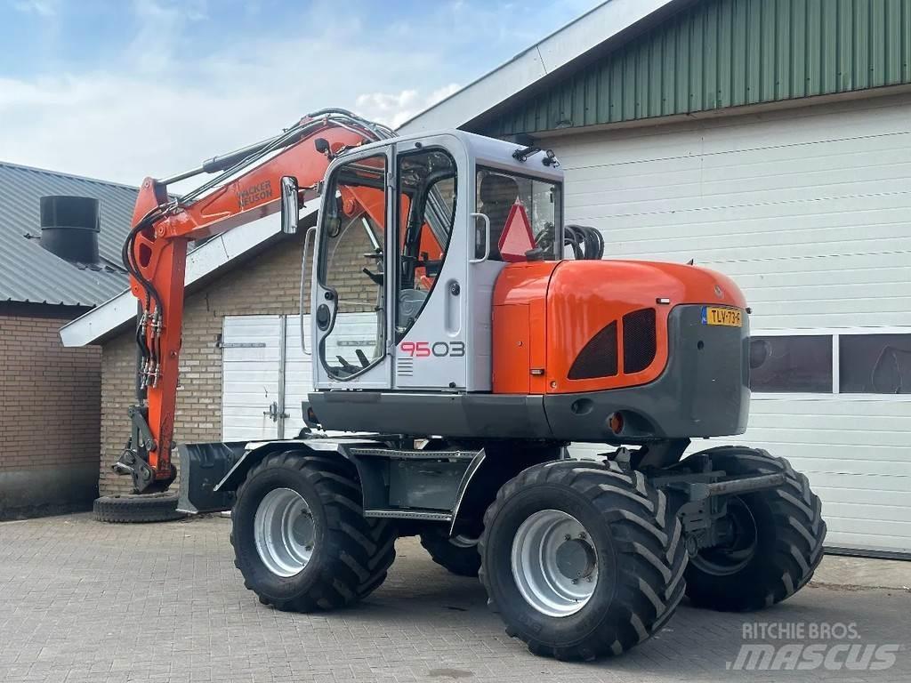 Neuson 9503 Vidēja lieluma ekskavatori 7 t - 12 t