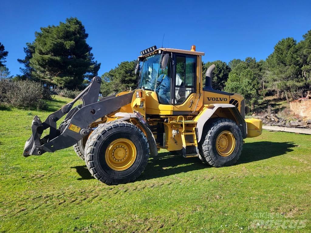 Volvo L90f Iekrāvēji uz riteņiem