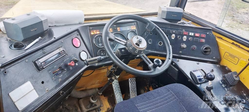 Volvo BM A 25 B Artikulētie pašizgāzēji