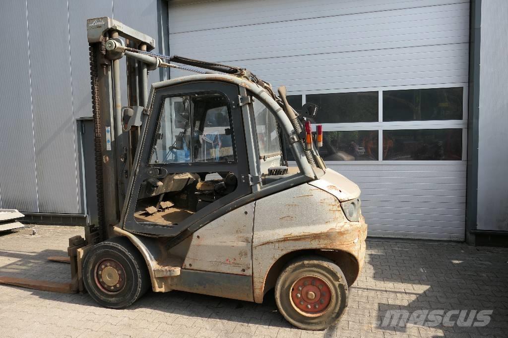 Linde H 40 D Tehnika ar dīzeļa dzinēju