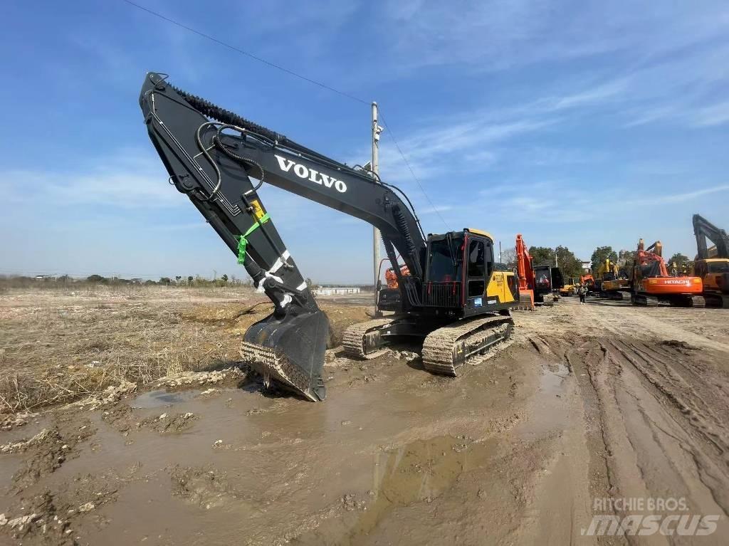 Volvo EC 210 Kāpurķēžu ekskavatori