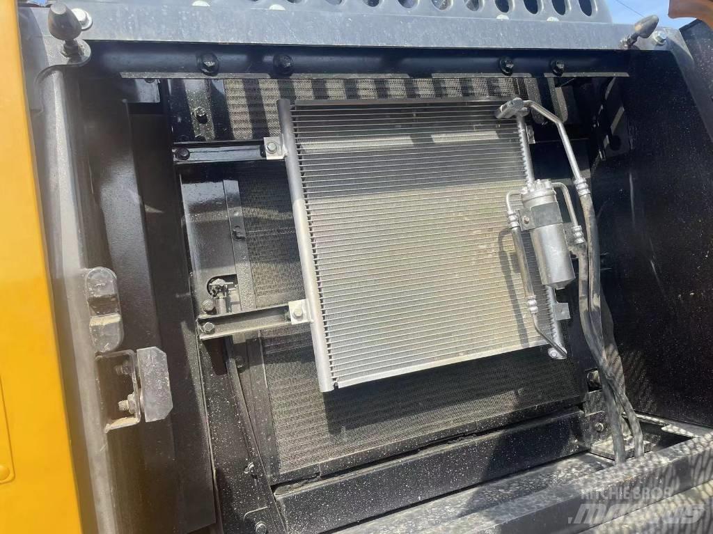 Volvo EC 210 Kāpurķēžu ekskavatori