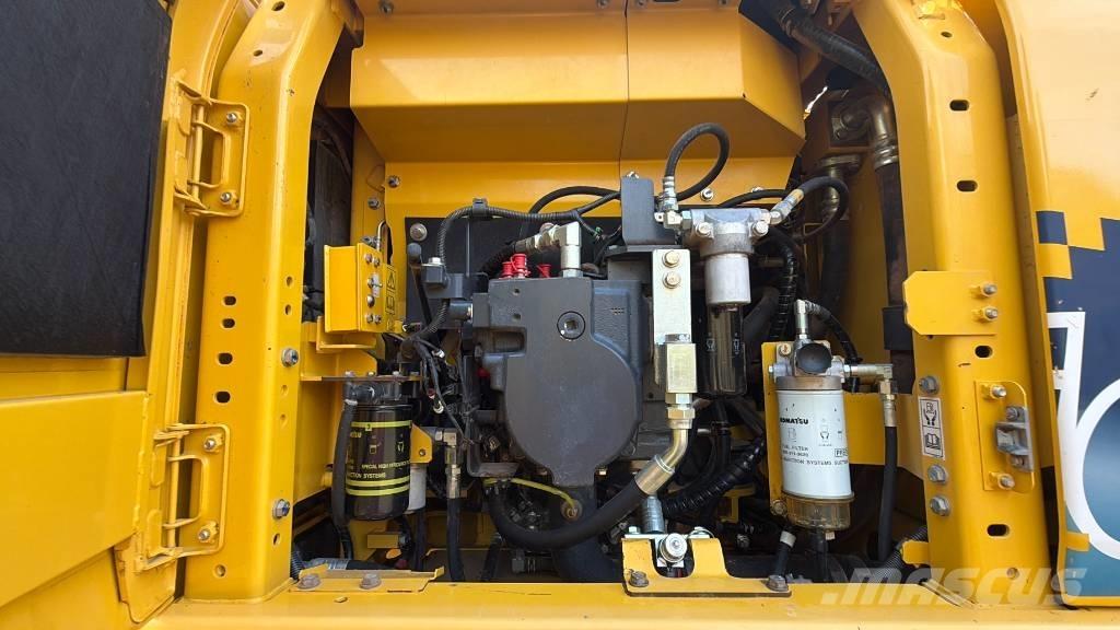 Komatsu HB 215 LC-3 Kāpurķēžu ekskavatori