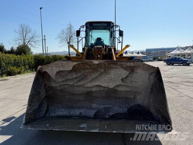 Komatsu WA 380-5H Iekrāvēji uz riteņiem