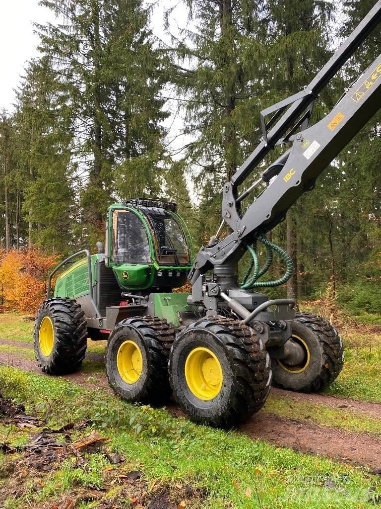 John Deere 1470 G Harvesteri