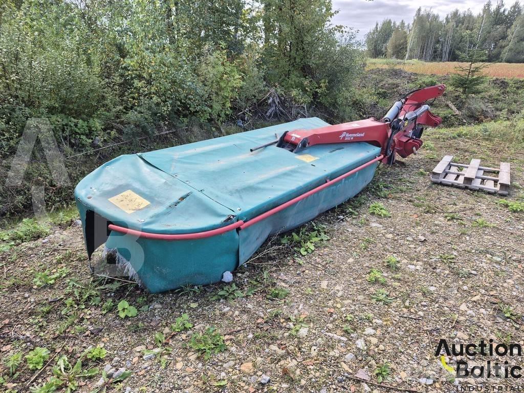Kverneland 2832M Mauriņa traktors