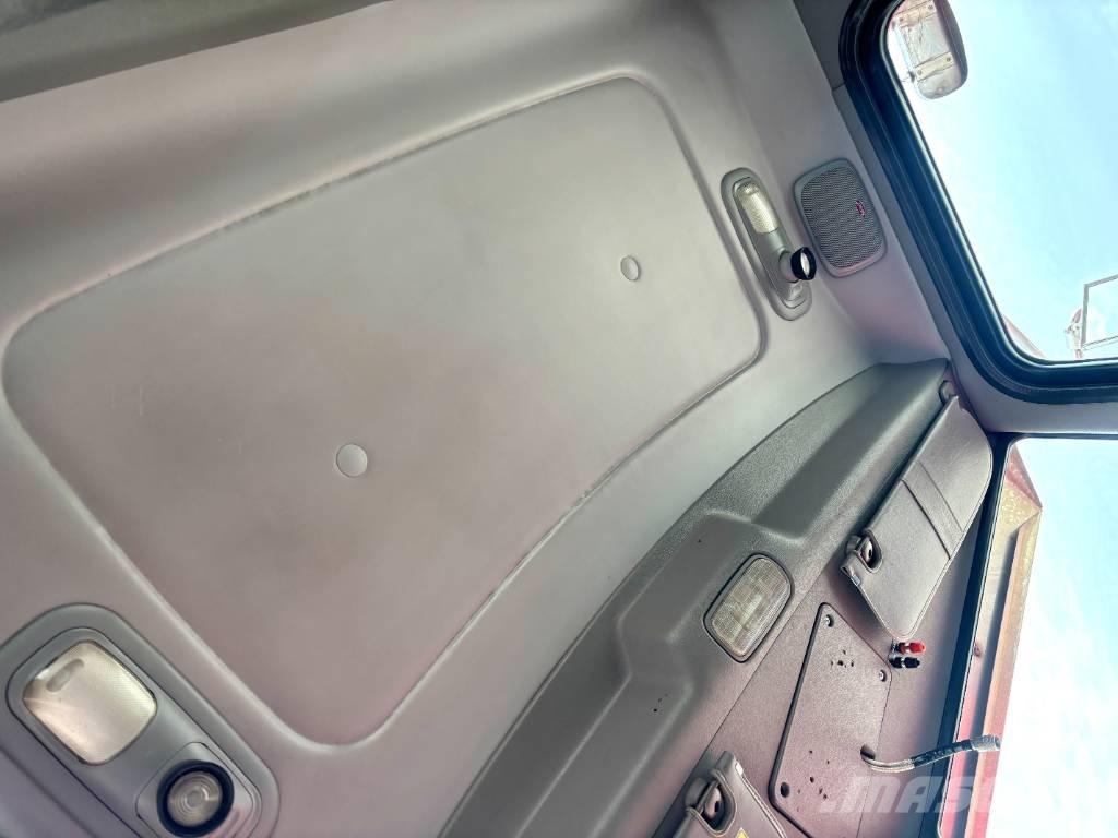 Peterbilt 388 Vilcēji