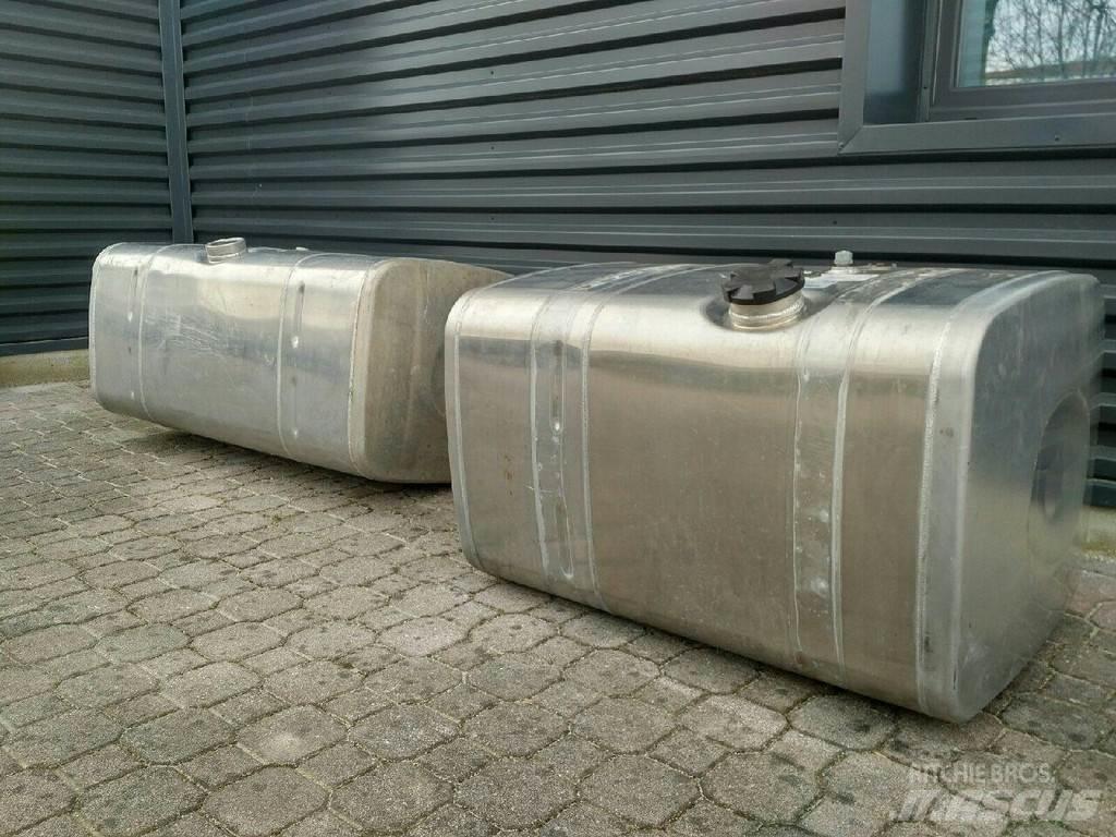 MAN 480 + 375 L Degvielas un piedevu tvertnes
