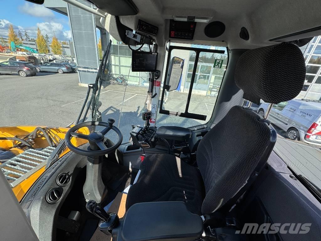 Liebherr L546 Iekrāvēji uz riteņiem