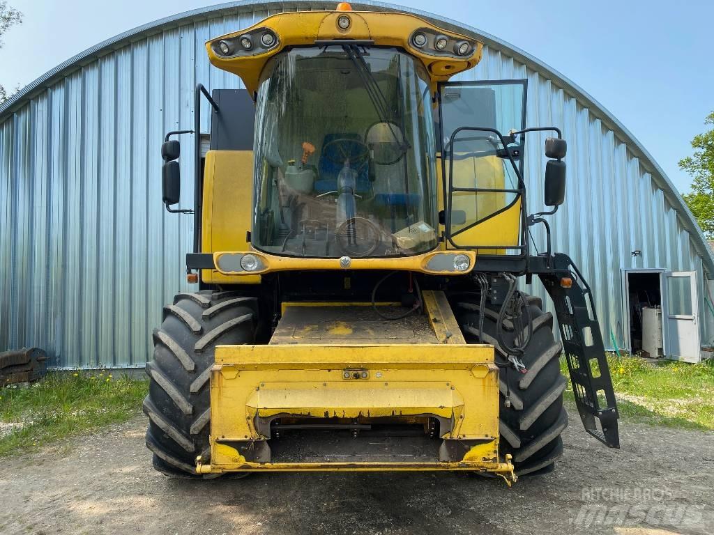New Holland CS 6050 Ražas novākšanas kombaini