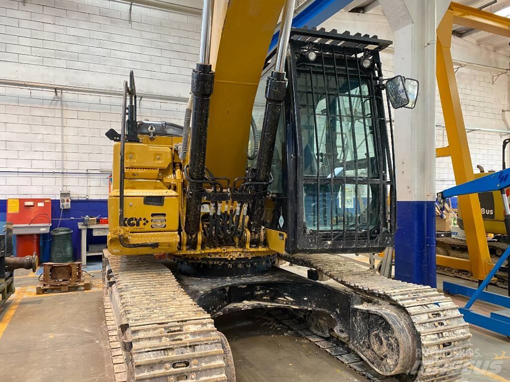 CAT 323F LN Kāpurķēžu ekskavatori