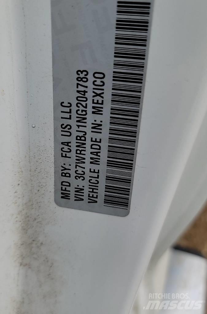 RAM 5500 Platformas/izkraušana no sāniem