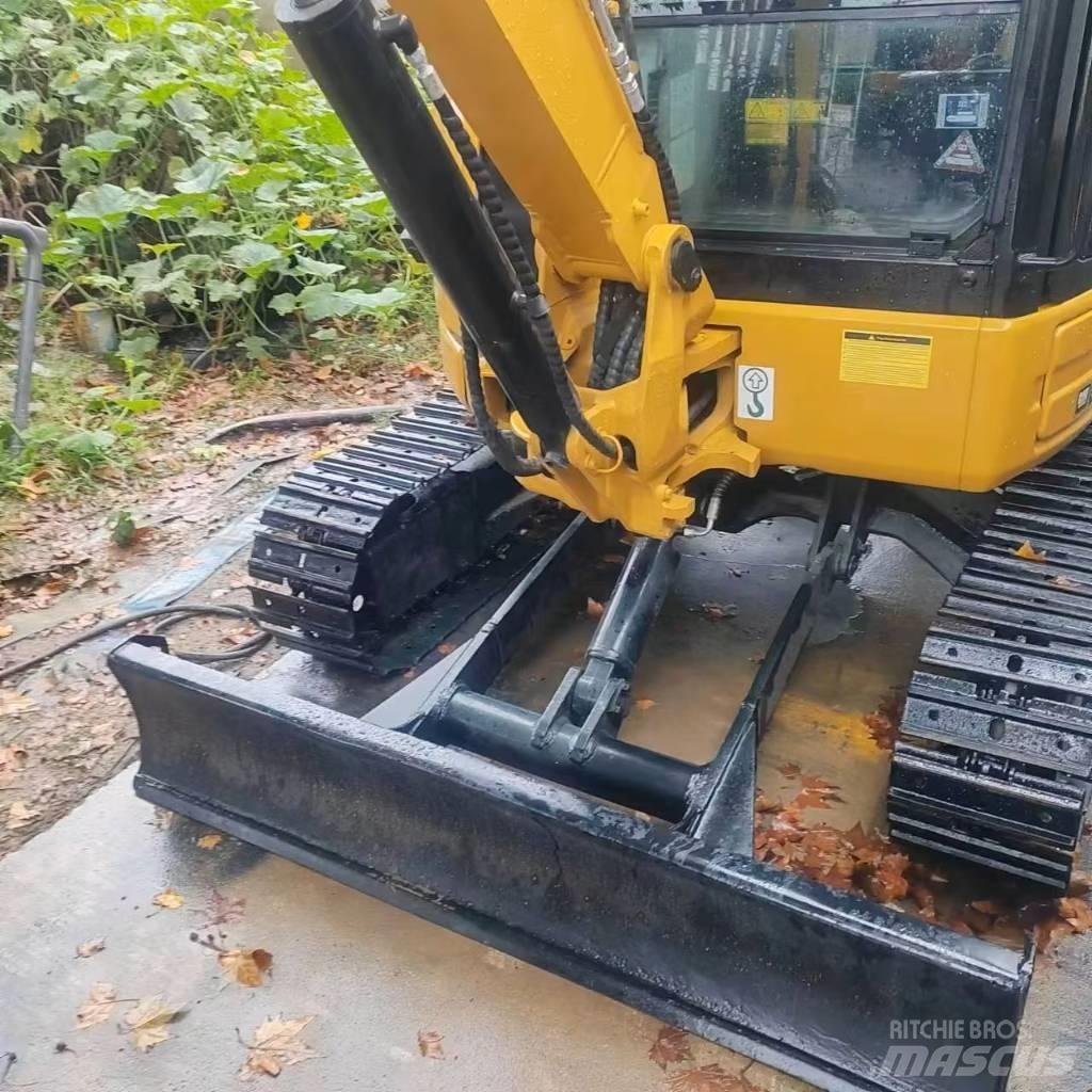 CAT 303.5 E CR Mini ekskavatori < 7 t