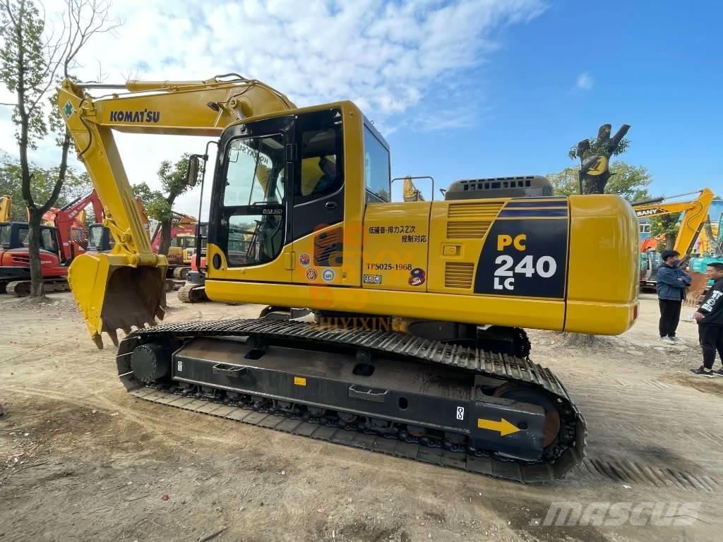 Komatsu PC 240-8 Kāpurķēžu ekskavatori