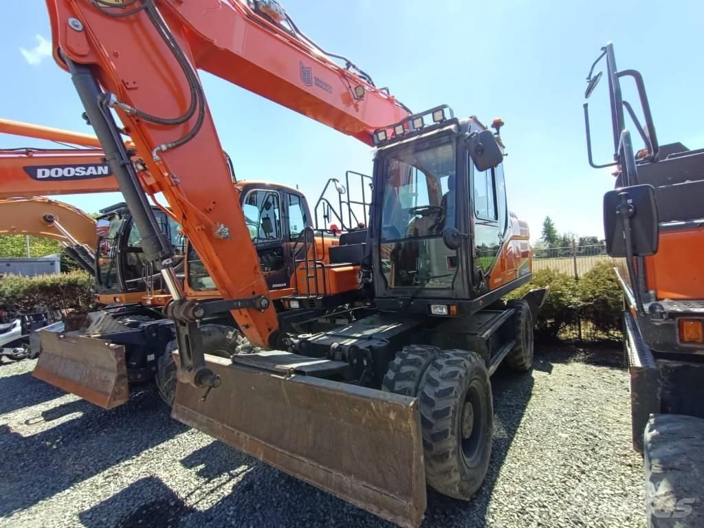 Doosan DX140W-5 Ekskavatori uz riteņiem
