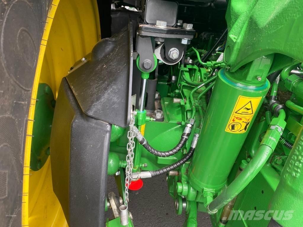 John Deere 6R130 Traktori