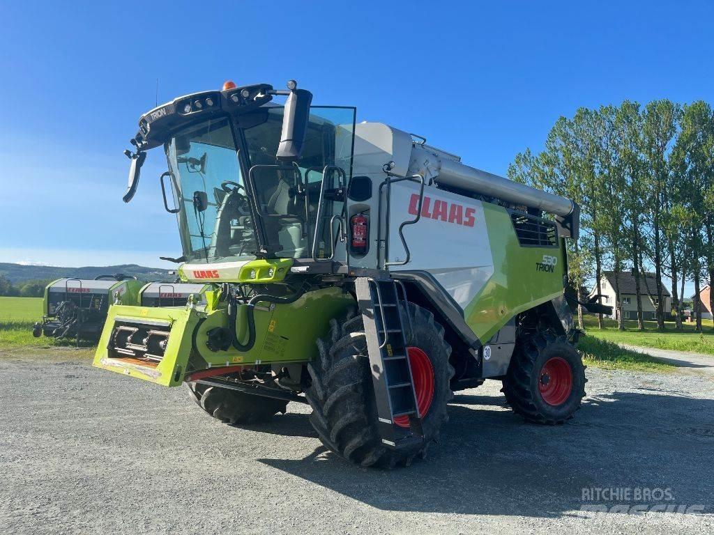 CLAAS Trion Ražas novākšanas kombaini