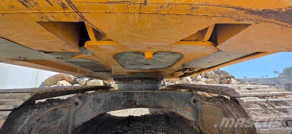 Liebherr 924 Kāpurķēžu ekskavatori