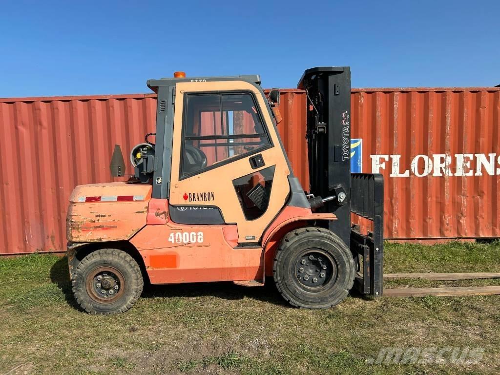 Toyota 7 FGU 45 Autokrāvēji - citi