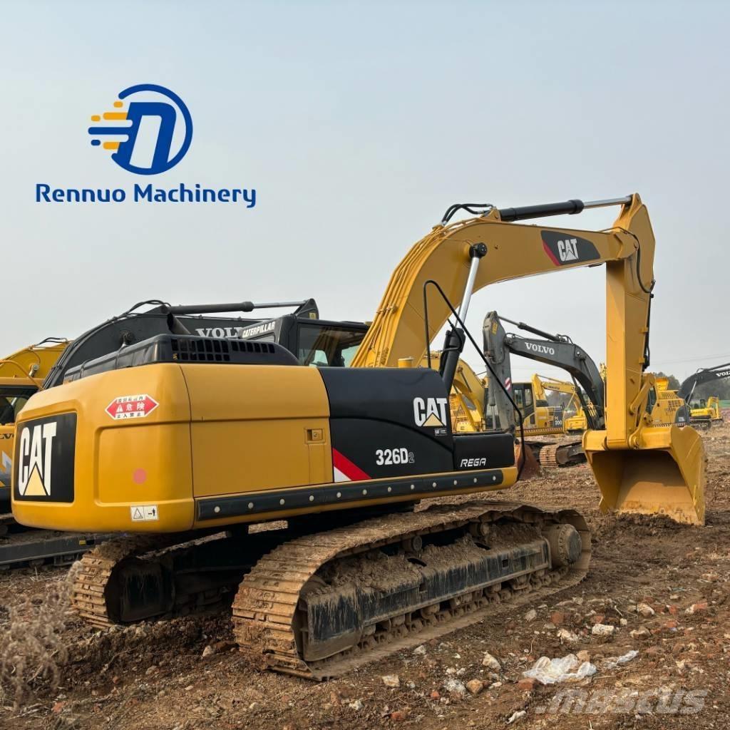 CAT 326D2 Kāpurķēžu ekskavatori