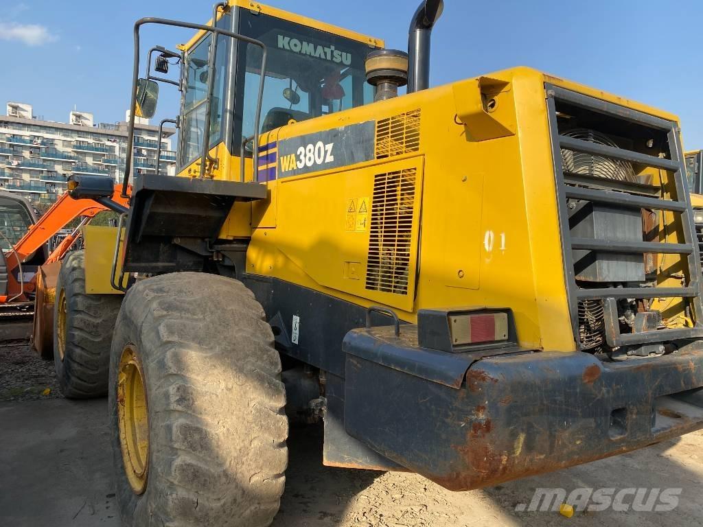 Komatsu WA 380-3 Iekrāvēji uz riteņiem
