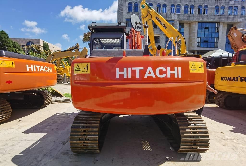 Hitachi ZX 120 Kāpurķēžu ekskavatori