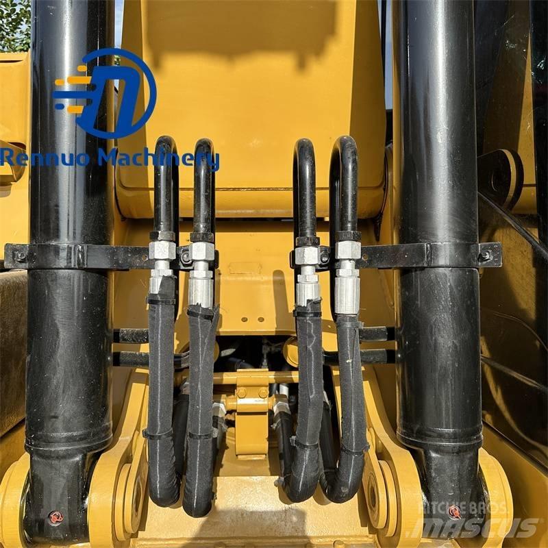 CAT 320D2 Kāpurķēžu ekskavatori