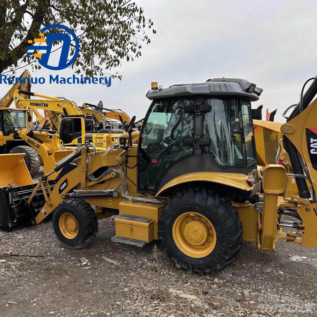 CAT 420F Ekskavatori-iekrāvēji