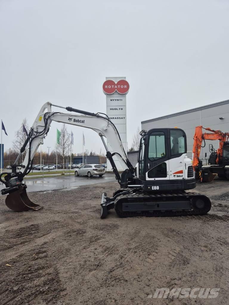 Bobcat E 80 Vidēja lieluma ekskavatori 7 t - 12 t