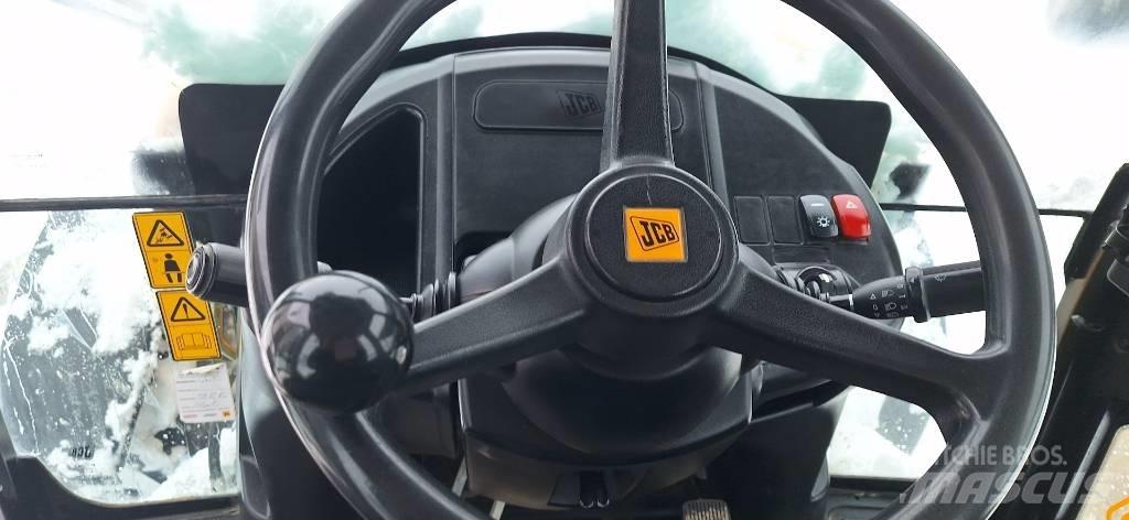 JCB 3 CX Ekskavatori-iekrāvēji