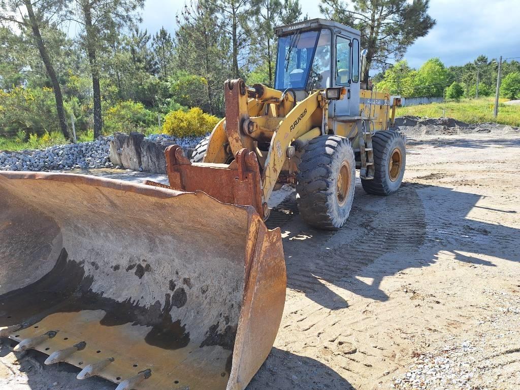 Furukawa 335 Iekrāvēji uz riteņiem