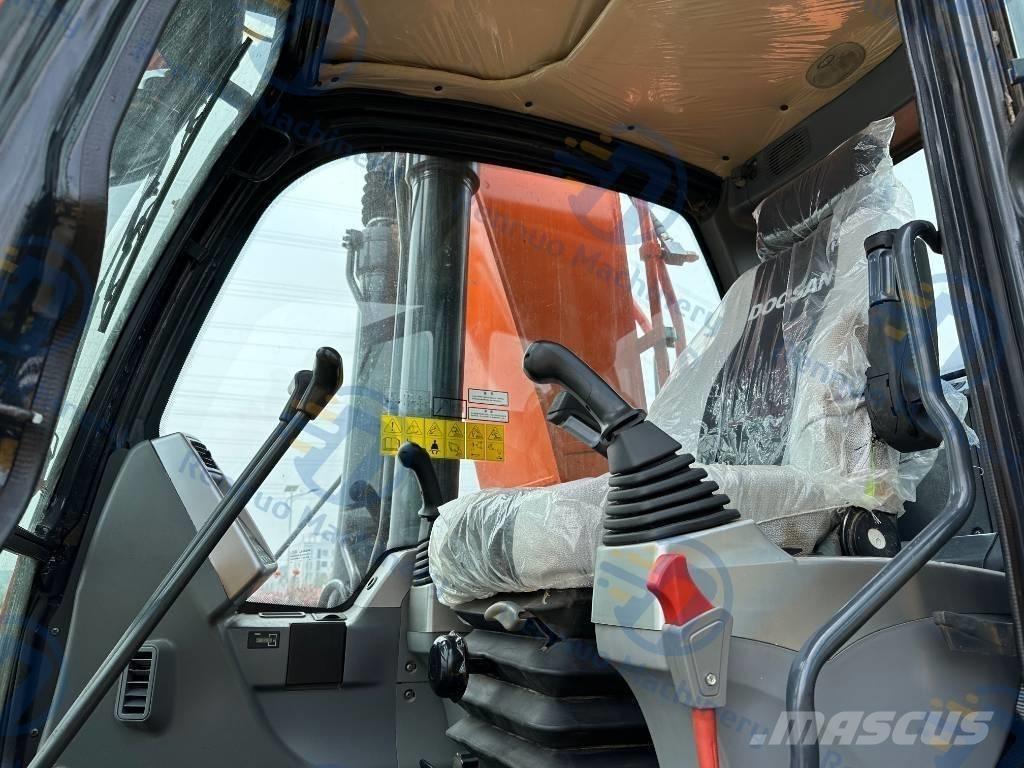 Doosan DX 300LC-9C Kāpurķēžu ekskavatori