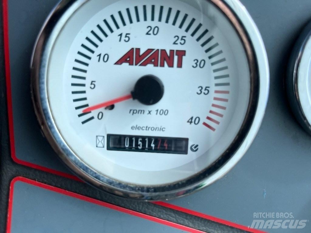 Avant 760 I Multifunkcionālie iekrāvēji