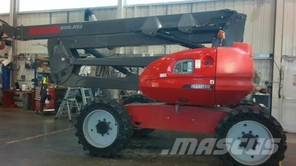 Manitou 200ATJ Strēles pacēlāji