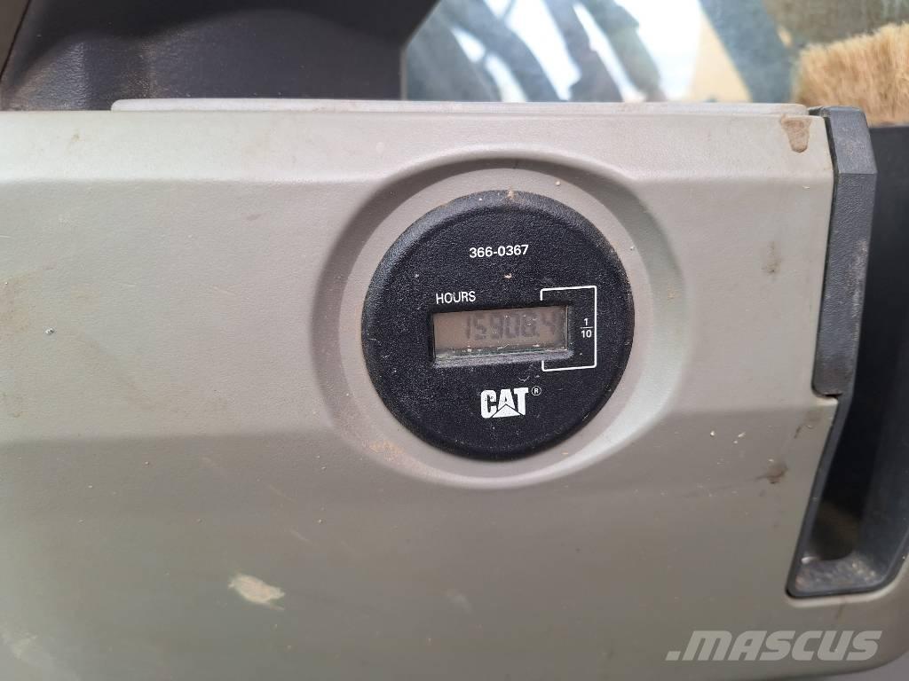 CAT 336F Kāpurķēžu ekskavatori