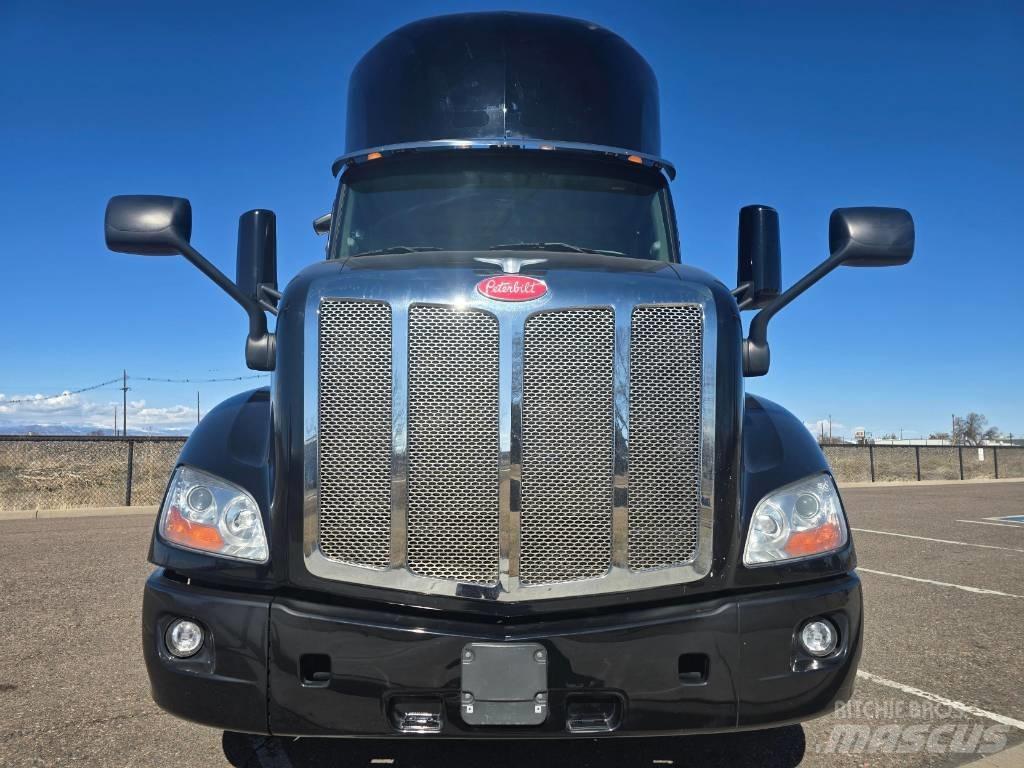 Peterbilt 579 Vilcēji