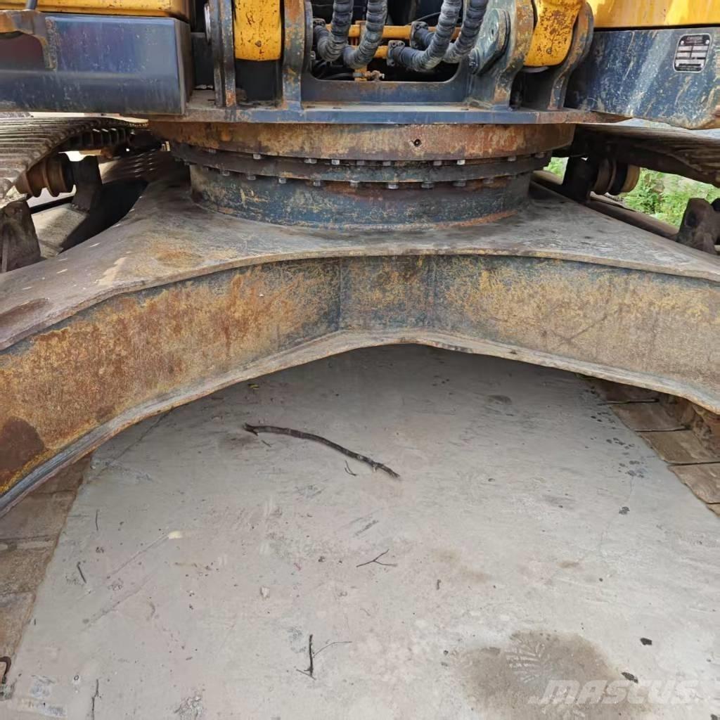 Hyundai R300LC Kāpurķēžu ekskavatori