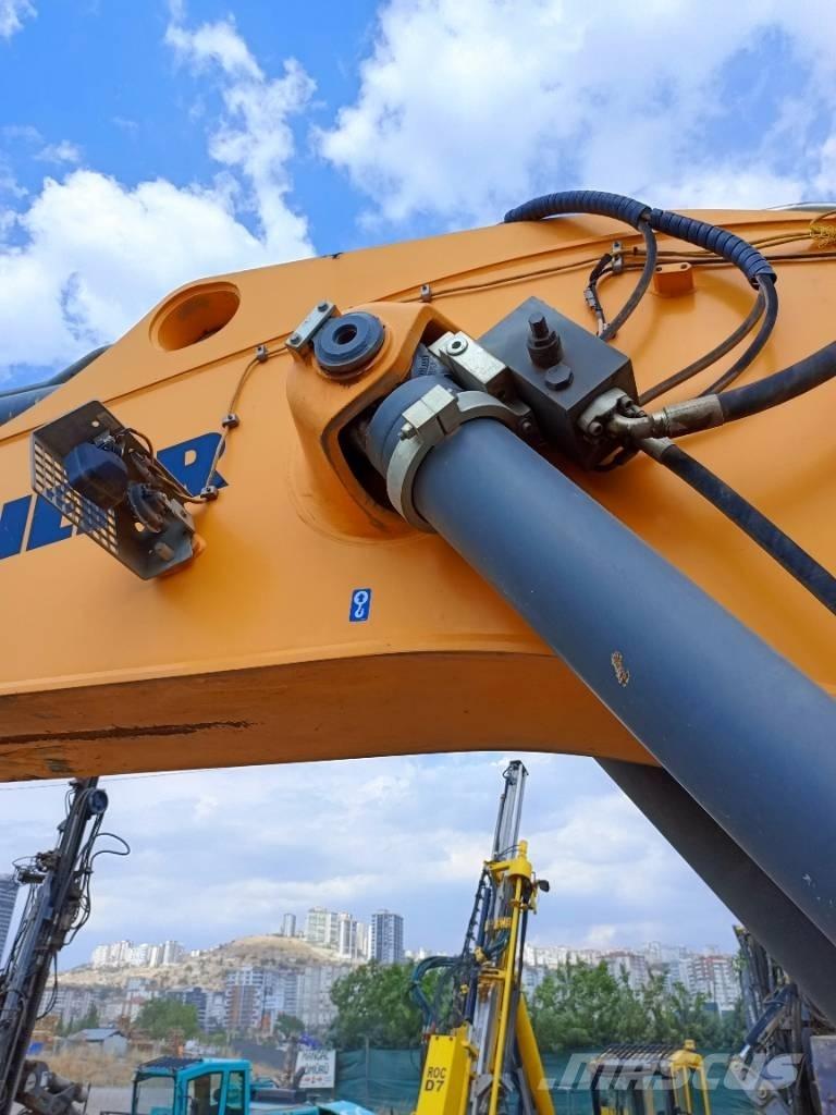 Liebherr R 954 C Kāpurķēžu ekskavatori