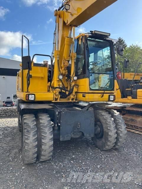 Komatsu PW 148-8 Ekskavatori uz riteņiem