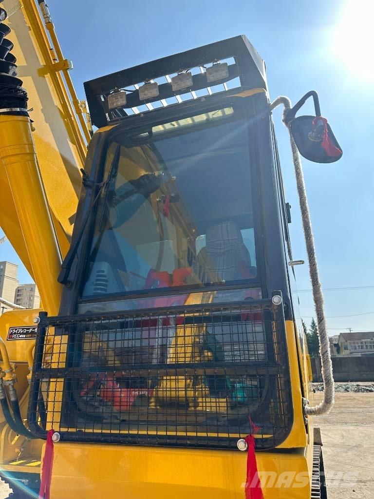 Komatsu PC 220-7 Kāpurķēžu ekskavatori