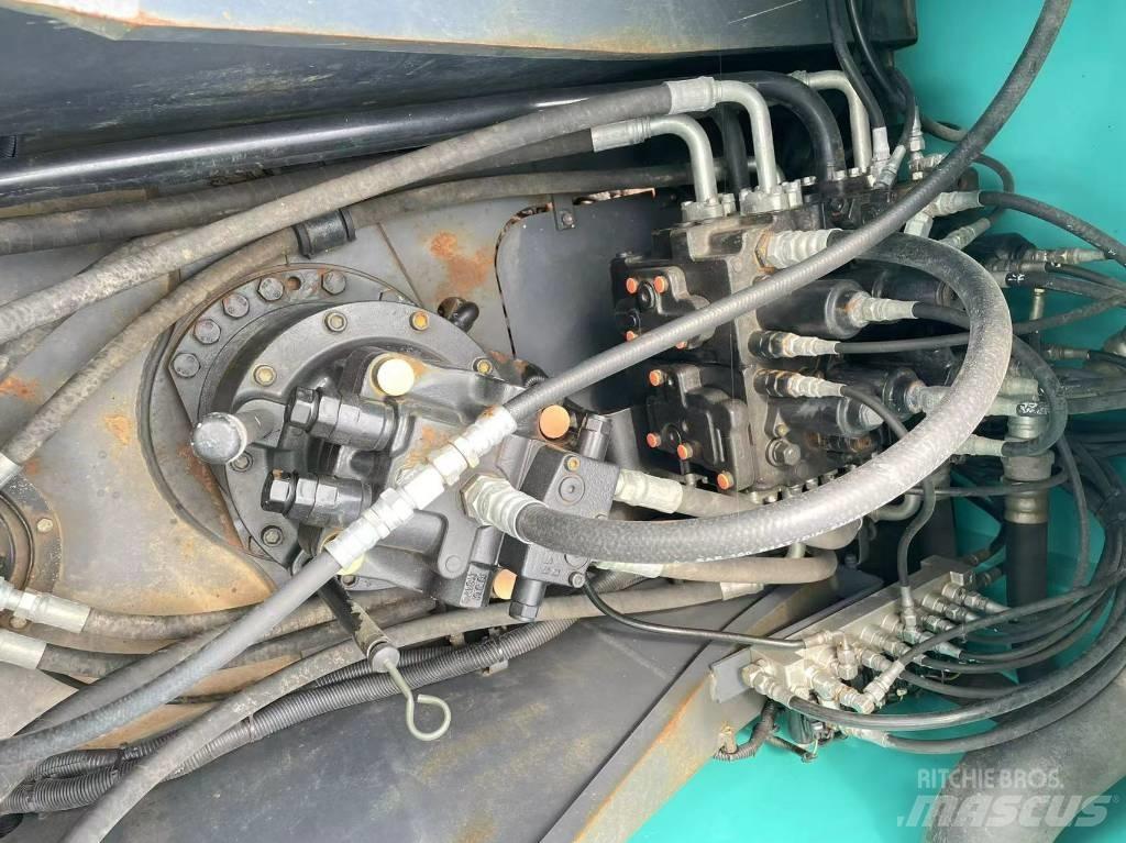 Kobelco 200 Kāpurķēžu ekskavatori