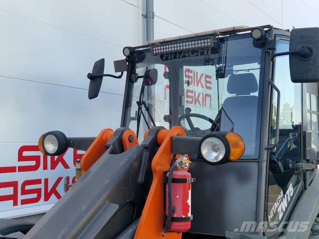 Hitachi ZW 75-6 Iekrāvēji uz riteņiem