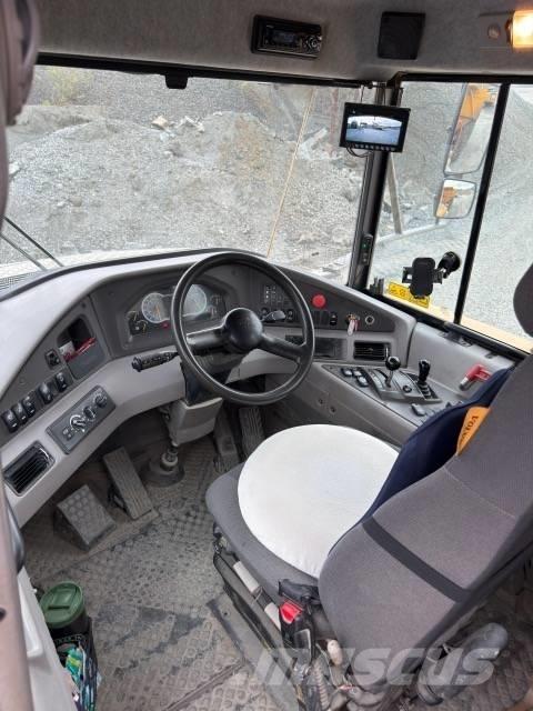 Volvo A45G Artikulētie pašizgāzēji