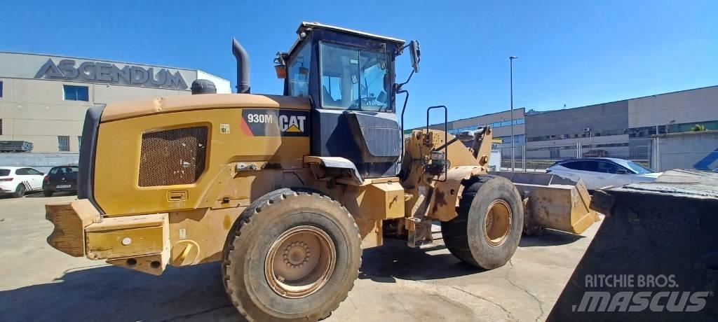 CAT 930 M Iekrāvēji uz riteņiem