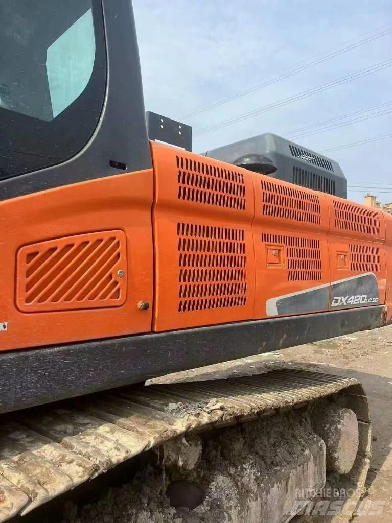 Doosan DX420LC Kāpurķēžu ekskavatori