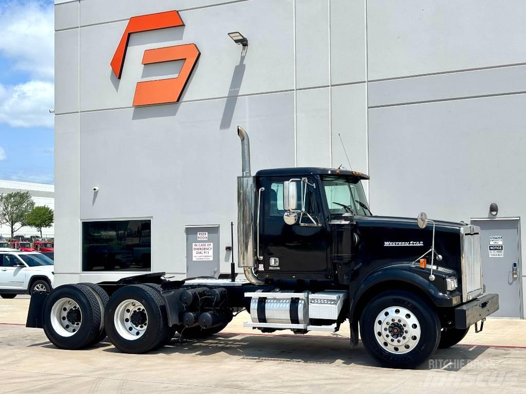Western Star 4900 Vilcēji